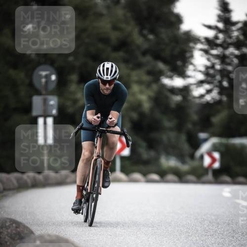 21.06.2026 - 29. Vierlanden-Triathlon H.Heesch http://msf.ph/oto/9900811 21.06.2026 10:10:03 Radfahren 29 meine-sportfotos.de