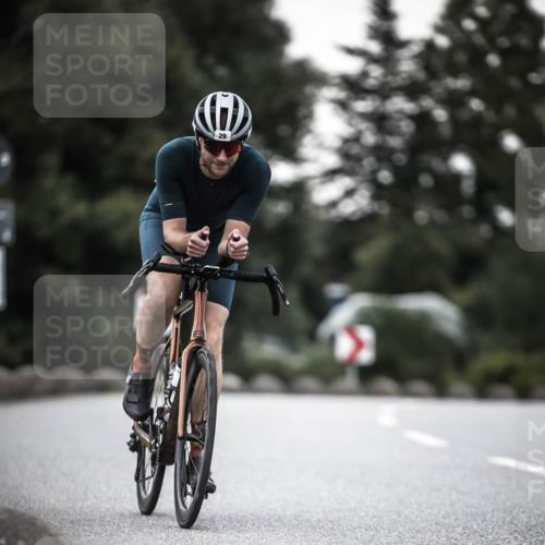 21.06.2026 - 29. Vierlanden-Triathlon H.Heesch http://msf.ph/oto/9900832 21.06.2026 10:10:04 Radfahren 29, 430 meine-sportfotos.de