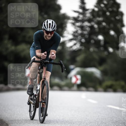 21.06.2026 - 29. Vierlanden-Triathlon H.Heesch http://msf.ph/oto/9900834 21.06.2026 10:10:04 Radfahren 29, 430 meine-sportfotos.de