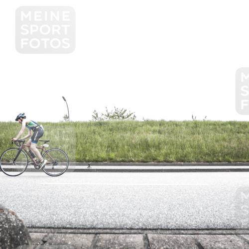 21.06.2026 - 29. Vierlanden-Triathlon H.Heesch http://msf.ph/oto/9900838 21.06.2026 14:44:02 Radfahren 1249, 1290 meine-sportfotos.de