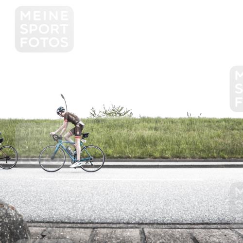 21.06.2026 - 29. Vierlanden-Triathlon H.Heesch http://msf.ph/oto/9900841 21.06.2026 14:44:04 Radfahren 1290 meine-sportfotos.de