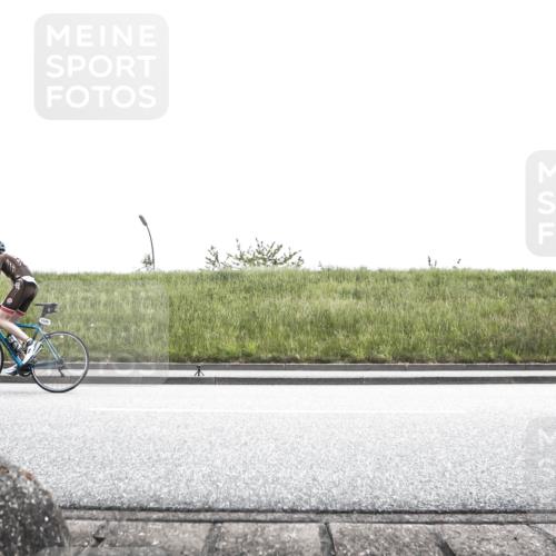 21.06.2026 - 29. Vierlanden-Triathlon H.Heesch http://msf.ph/oto/9900845 21.06.2026 14:44:04 Radfahren 1290 meine-sportfotos.de