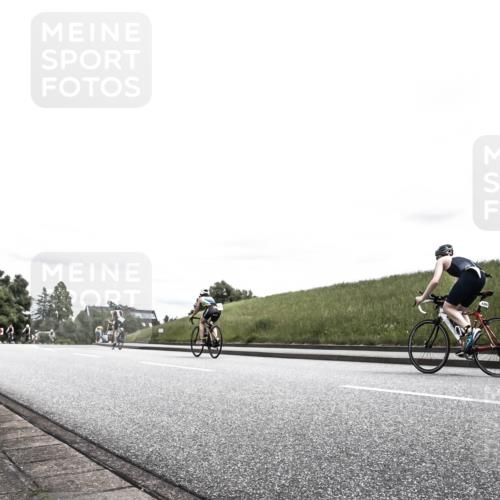 21.06.2026 - 29. Vierlanden-Triathlon H.Heesch http://msf.ph/oto/9900850 21.06.2026 14:56:07 Radfahren  meine-sportfotos.de