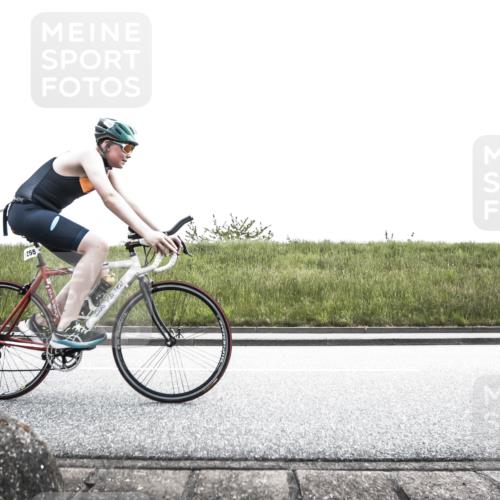 21.06.2026 - 29. Vierlanden-Triathlon H.Heesch http://msf.ph/oto/9900893 21.06.2026 14:45:49 Radfahren 1229, 1236, 1253, 1255, 1294 meine-sportfotos.de