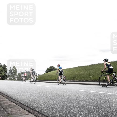 21.06.2026 - 29. Vierlanden-Triathlon H.Heesch http://msf.ph/oto/9900898 21.06.2026 14:57:19 Radfahren  meine-sportfotos.de