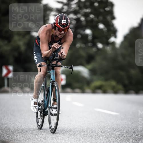 21.06.2026 - 29. Vierlanden-Triathlon H.Heesch http://msf.ph/oto/9900903 21.06.2026 10:10:11 Radfahren 171, 430 meine-sportfotos.de