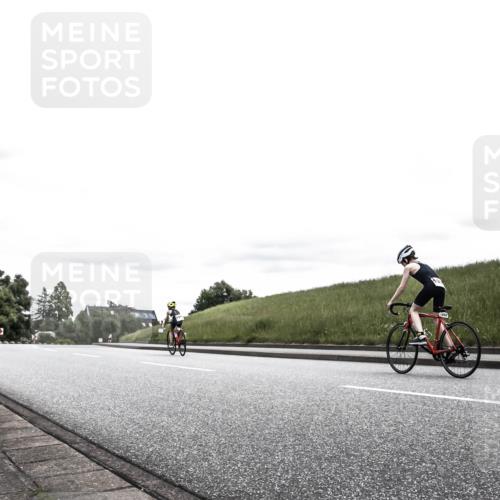 21.06.2026 - 29. Vierlanden-Triathlon H.Heesch http://msf.ph/oto/9900930 21.06.2026 14:59:24 Radfahren 1306 meine-sportfotos.de