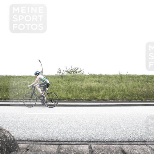 21.06.2026 - 29. Vierlanden-Triathlon H.Heesch http://msf.ph/oto/9900935 21.06.2026 14:46:20 Radfahren 1242, 1259, 1264, 1274 meine-sportfotos.de