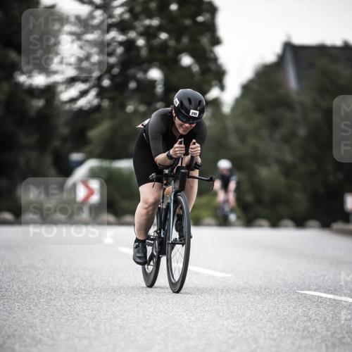 21.06.2026 - 29. Vierlanden-Triathlon H.Heesch http://msf.ph/oto/9900951 21.06.2026 10:10:22 Radfahren 171, 230, 255, 295 meine-sportfotos.de