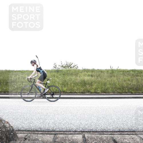 21.06.2026 - 29. Vierlanden-Triathlon H.Heesch http://msf.ph/oto/9900963 21.06.2026 14:46:59 Radfahren 1243, 1279 meine-sportfotos.de