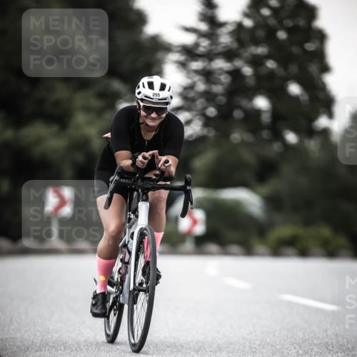21.06.2026 - 29. Vierlanden-Triathlon H.Heesch http://msf.ph/oto/9900971 21.06.2026 10:10:24 Radfahren 230, 255, 295, 356 meine-sportfotos.de
