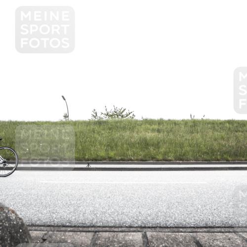 21.06.2026 - 29. Vierlanden-Triathlon H.Heesch http://msf.ph/oto/9900989 21.06.2026 14:47:19 Radfahren  meine-sportfotos.de