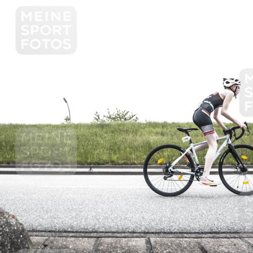 21.06.2026 - 29. Vierlanden-Triathlon H.Heesch http://msf.ph/oto/9901009 21.06.2026 14:50:06 Radfahren 1291 meine-sportfotos.de