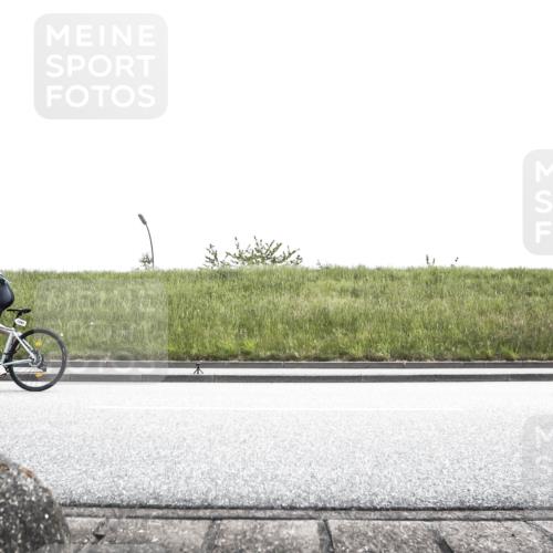 21.06.2026 - 29. Vierlanden-Triathlon H.Heesch http://msf.ph/oto/9901023 21.06.2026 14:50:21 Radfahren 1291 meine-sportfotos.de
