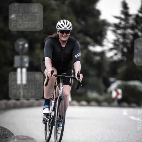 21.06.2026 - 29. Vierlanden-Triathlon H.Heesch http://msf.ph/oto/9901037 21.06.2026 10:10:28 Radfahren 3, 163, 230, 255, 356 meine-sportfotos.de