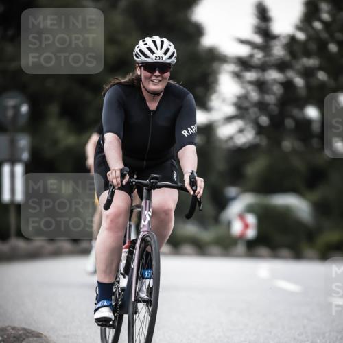 21.06.2026 - 29. Vierlanden-Triathlon H.Heesch http://msf.ph/oto/9901046 21.06.2026 10:10:28 Radfahren 3, 163, 230, 255, 356 meine-sportfotos.de