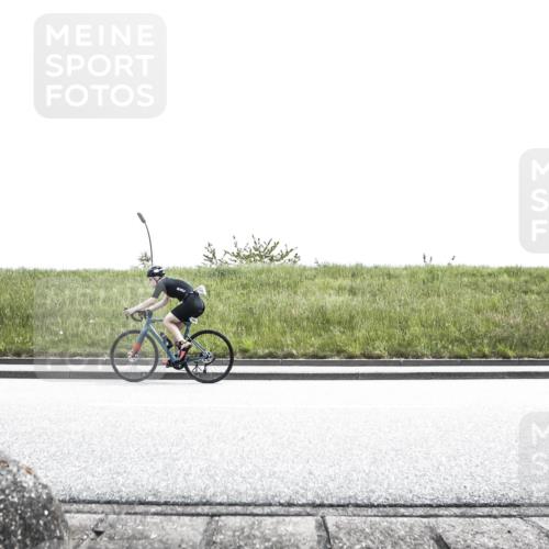 21.06.2026 - 29. Vierlanden-Triathlon H.Heesch http://msf.ph/oto/9901060 21.06.2026 14:52:06 Radfahren  meine-sportfotos.de