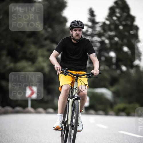 21.06.2026 - 29. Vierlanden-Triathlon H.Heesch http://msf.ph/oto/9901061 21.06.2026 10:10:30 Radfahren 3, 163, 230, 356 meine-sportfotos.de