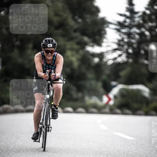 21.06.2026 - 29. Vierlanden-Triathlon H.Heesch http://msf.ph/oto/9901071 21.06.2026 09:29:48 Radfahren 88, 281 meine-sportfotos.de