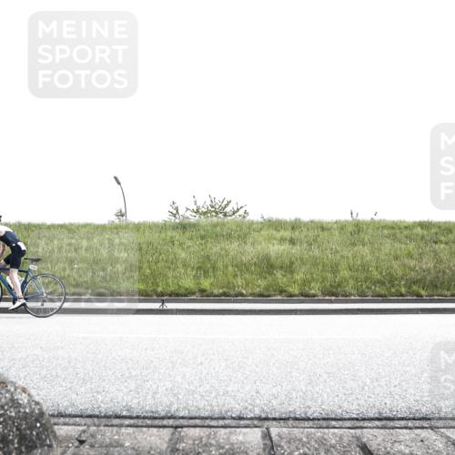 21.06.2026 - 29. Vierlanden-Triathlon H.Heesch http://msf.ph/oto/9901085 21.06.2026 14:52:29 Radfahren  meine-sportfotos.de