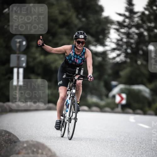 21.06.2026 - 29. Vierlanden-Triathlon H.Heesch http://msf.ph/oto/9901111 21.06.2026 10:10:54 Radfahren 81, 242, 281, 283 meine-sportfotos.de