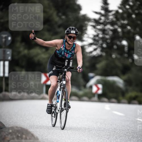 21.06.2026 - 29. Vierlanden-Triathlon H.Heesch http://msf.ph/oto/9901120 21.06.2026 10:10:55 Radfahren 81, 242, 281, 283 meine-sportfotos.de