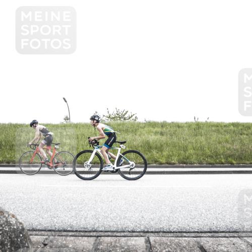 21.06.2026 - 29. Vierlanden-Triathlon H.Heesch http://msf.ph/oto/9901122 21.06.2026 14:52:59 Radfahren  meine-sportfotos.de
