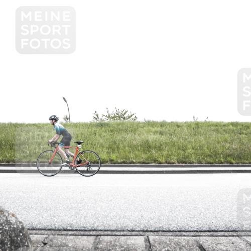 21.06.2026 - 29. Vierlanden-Triathlon H.Heesch http://msf.ph/oto/9901133 21.06.2026 14:53:24 Radfahren  meine-sportfotos.de