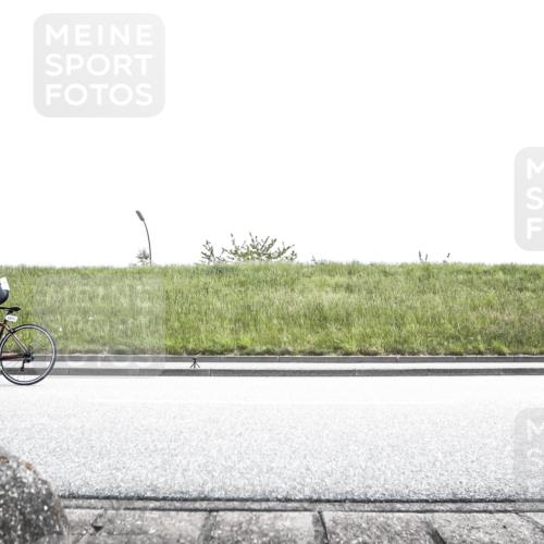 21.06.2026 - 29. Vierlanden-Triathlon H.Heesch http://msf.ph/oto/9901165 21.06.2026 14:53:43 Radfahren  meine-sportfotos.de