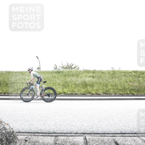 21.06.2026 - 29. Vierlanden-Triathlon H.Heesch http://msf.ph/oto/9901168 21.06.2026 14:54:09 Radfahren  meine-sportfotos.de