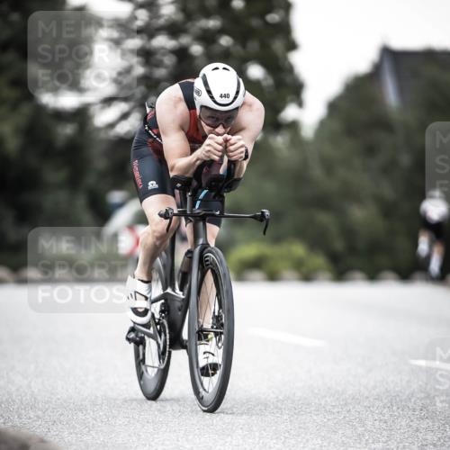21.06.2026 - 29. Vierlanden-Triathlon H.Heesch http://msf.ph/oto/9901176 21.06.2026 10:11:12 Radfahren 261, 440 meine-sportfotos.de
