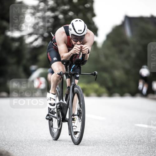 21.06.2026 - 29. Vierlanden-Triathlon H.Heesch http://msf.ph/oto/9901178 21.06.2026 10:11:12 Radfahren 261, 440 meine-sportfotos.de