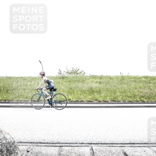 21.06.2026 - 29. Vierlanden-Triathlon H.Heesch http://msf.ph/oto/9901188 21.06.2026 14:54:49 Radfahren  meine-sportfotos.de