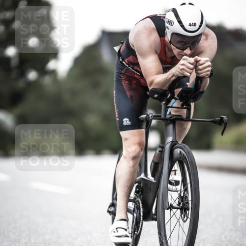 21.06.2026 - 29. Vierlanden-Triathlon H.Heesch http://msf.ph/oto/9901197 21.06.2026 10:11:12 Radfahren 261, 440 meine-sportfotos.de