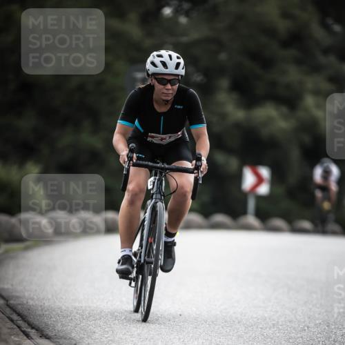 21.06.2026 - 29. Vierlanden-Triathlon H.Heesch http://msf.ph/oto/9901214 21.06.2026 09:30:07 Radfahren 59, 119, 163, 174, 232, 276 meine-sportfotos.de