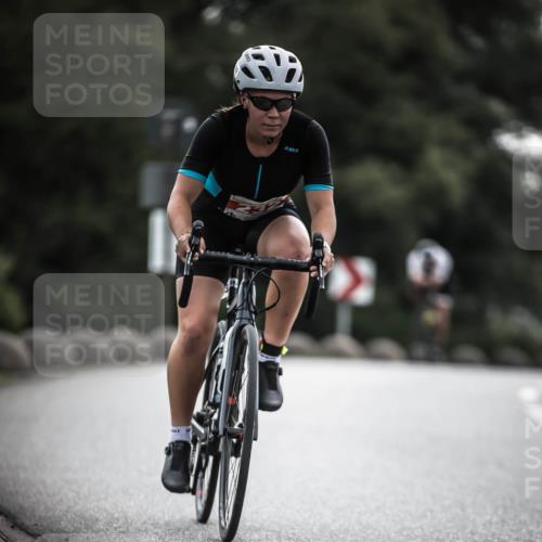 21.06.2026 - 29. Vierlanden-Triathlon H.Heesch http://msf.ph/oto/9901229 21.06.2026 09:30:07 Radfahren 59, 119, 163, 174, 232, 276 meine-sportfotos.de