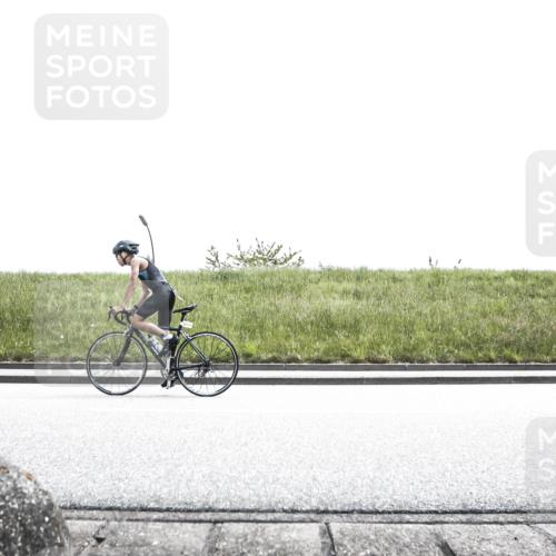 21.06.2026 - 29. Vierlanden-Triathlon H.Heesch http://msf.ph/oto/9901241 21.06.2026 14:56:04 Radfahren  meine-sportfotos.de