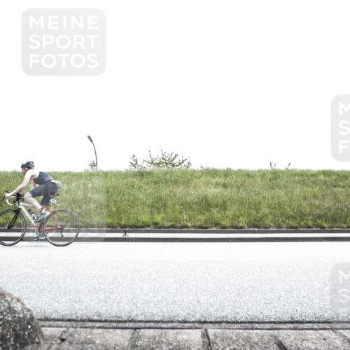 21.06.2026 - 29. Vierlanden-Triathlon H.Heesch http://msf.ph/oto/9901250 21.06.2026 14:56:07 Radfahren 1297, 1331 meine-sportfotos.de