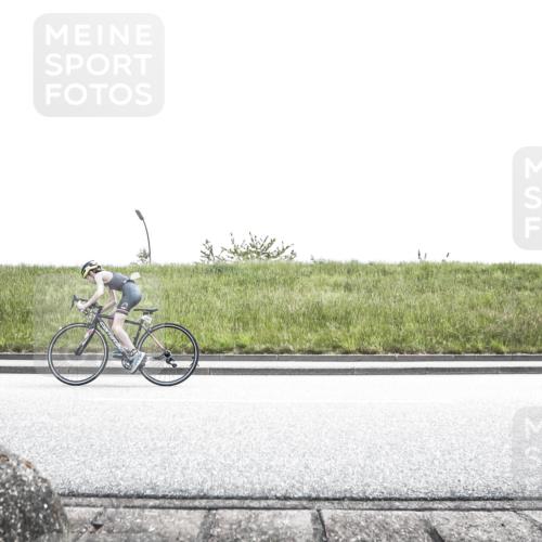 21.06.2026 - 29. Vierlanden-Triathlon H.Heesch http://msf.ph/oto/9901259 21.06.2026 14:56:20 Radfahren 1304, 1312, 1328 meine-sportfotos.de