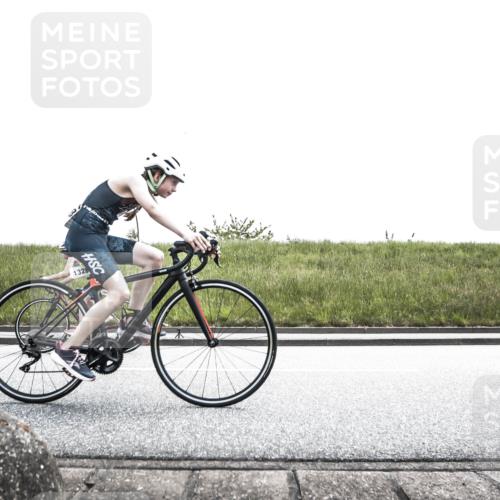 21.06.2026 - 29. Vierlanden-Triathlon H.Heesch http://msf.ph/oto/9901262 21.06.2026 14:56:21 Radfahren 1299, 1304, 1312, 1328 meine-sportfotos.de