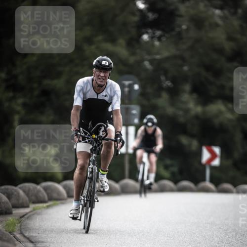 21.06.2026 - 29. Vierlanden-Triathlon H.Heesch http://msf.ph/oto/9901284 21.06.2026 09:30:21 Radfahren 80, 118, 133, 246 meine-sportfotos.de