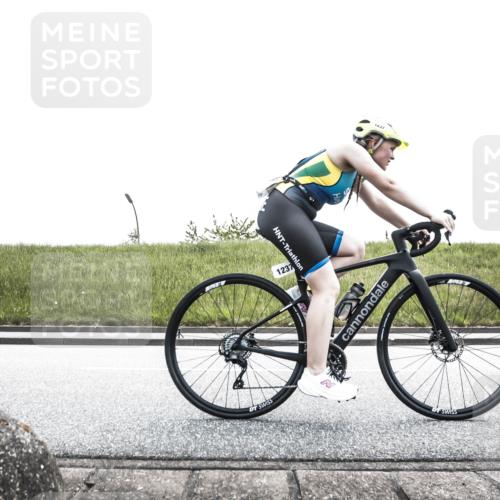 21.06.2026 - 29. Vierlanden-Triathlon H.Heesch http://msf.ph/oto/9901289 21.06.2026 14:56:31 Radfahren 1296, 1299, 1300, 1312, 1330, 1333 meine-sportfotos.de