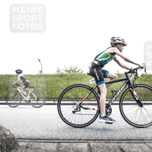 21.06.2026 - 29. Vierlanden-Triathlon H.Heesch http://msf.ph/oto/9901309 21.06.2026 14:56:43 Radfahren 1313, 1324, 1325 meine-sportfotos.de