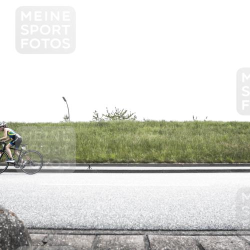 21.06.2026 - 29. Vierlanden-Triathlon H.Heesch http://msf.ph/oto/9901328 21.06.2026 14:56:51 Radfahren  meine-sportfotos.de