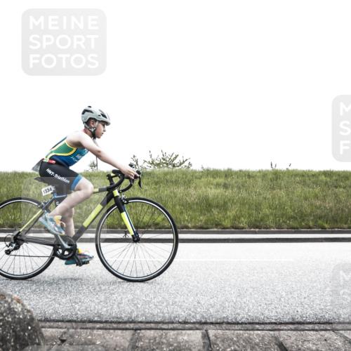 21.06.2026 - 29. Vierlanden-Triathlon H.Heesch http://msf.ph/oto/9901338 21.06.2026 14:57:05 Radfahren 1302, 1322, 1334 meine-sportfotos.de
