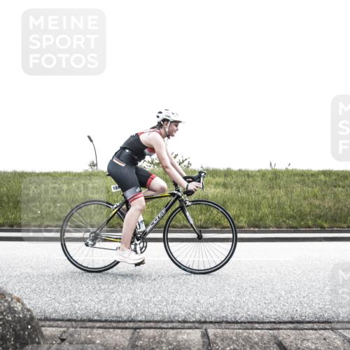 21.06.2026 - 29. Vierlanden-Triathlon H.Heesch http://msf.ph/oto/9901348 21.06.2026 14:57:07 Radfahren 1302, 1322, 1334 meine-sportfotos.de