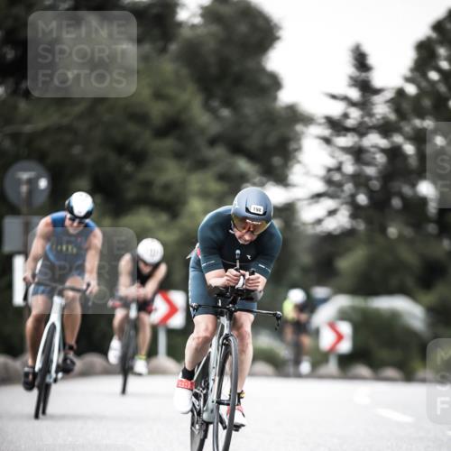 21.06.2026 - 29. Vierlanden-Triathlon H.Heesch http://msf.ph/oto/9901365 21.06.2026 10:11:37 Radfahren 100, 179, 198, 420, 437, 1353 meine-sportfotos.de