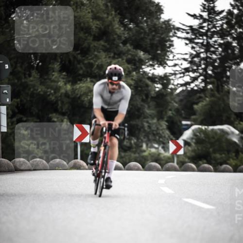 21.06.2026 - 29. Vierlanden-Triathlon H.Heesch http://msf.ph/oto/9901380 21.06.2026 09:31:18 Radfahren 34, 104 meine-sportfotos.de