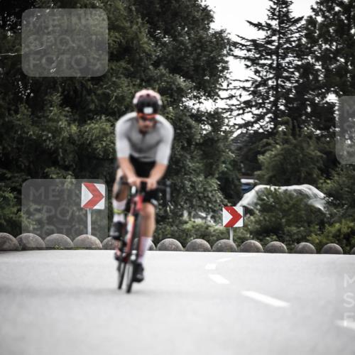 21.06.2026 - 29. Vierlanden-Triathlon H.Heesch http://msf.ph/oto/9901383 21.06.2026 09:31:18 Radfahren 34, 104 meine-sportfotos.de