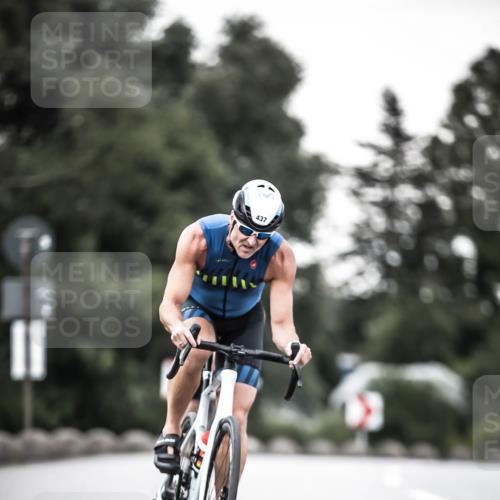 21.06.2026 - 29. Vierlanden-Triathlon H.Heesch http://msf.ph/oto/9901384 21.06.2026 10:11:38 Radfahren 100, 179, 198, 420, 437, 1353 meine-sportfotos.de